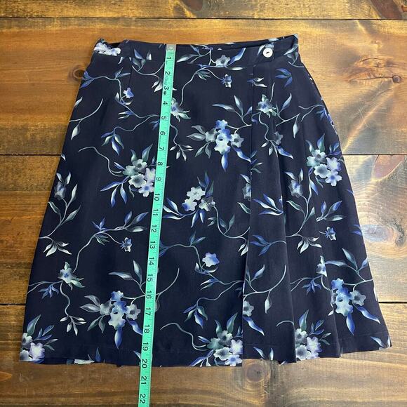 90s Petite Sophisticate Navy Dark Floral Faux Wrap Mini Skirt Silk Women's 6 - Picture 8 of 8